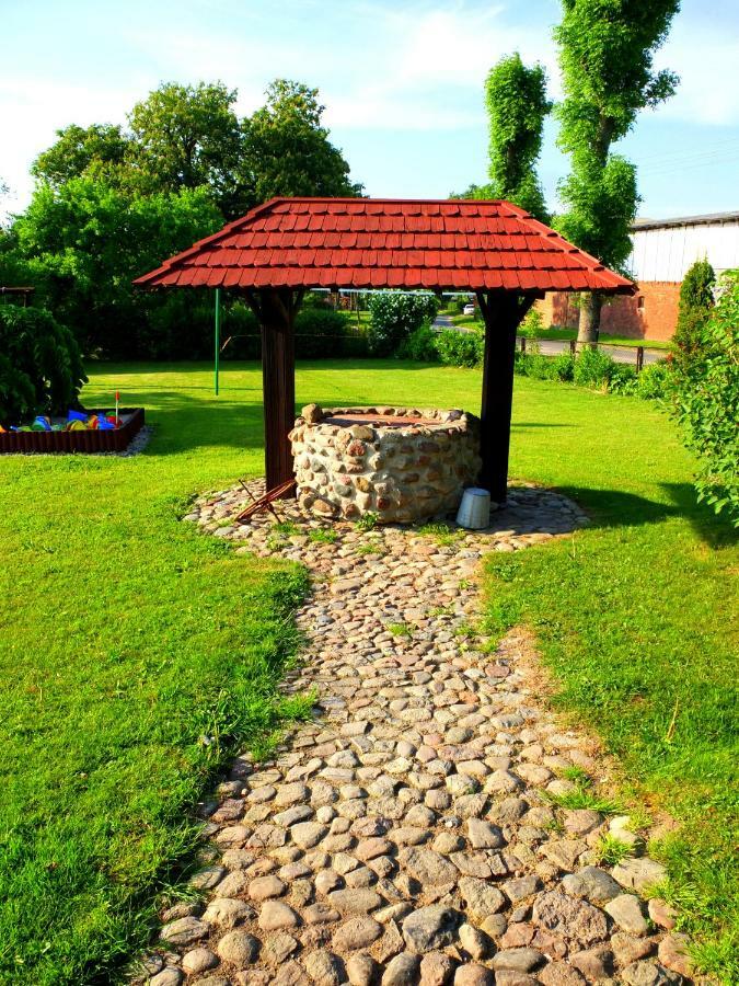 Na Poczatku - Apartamenty Ujście-Darłowskie Εξωτερικό φωτογραφία